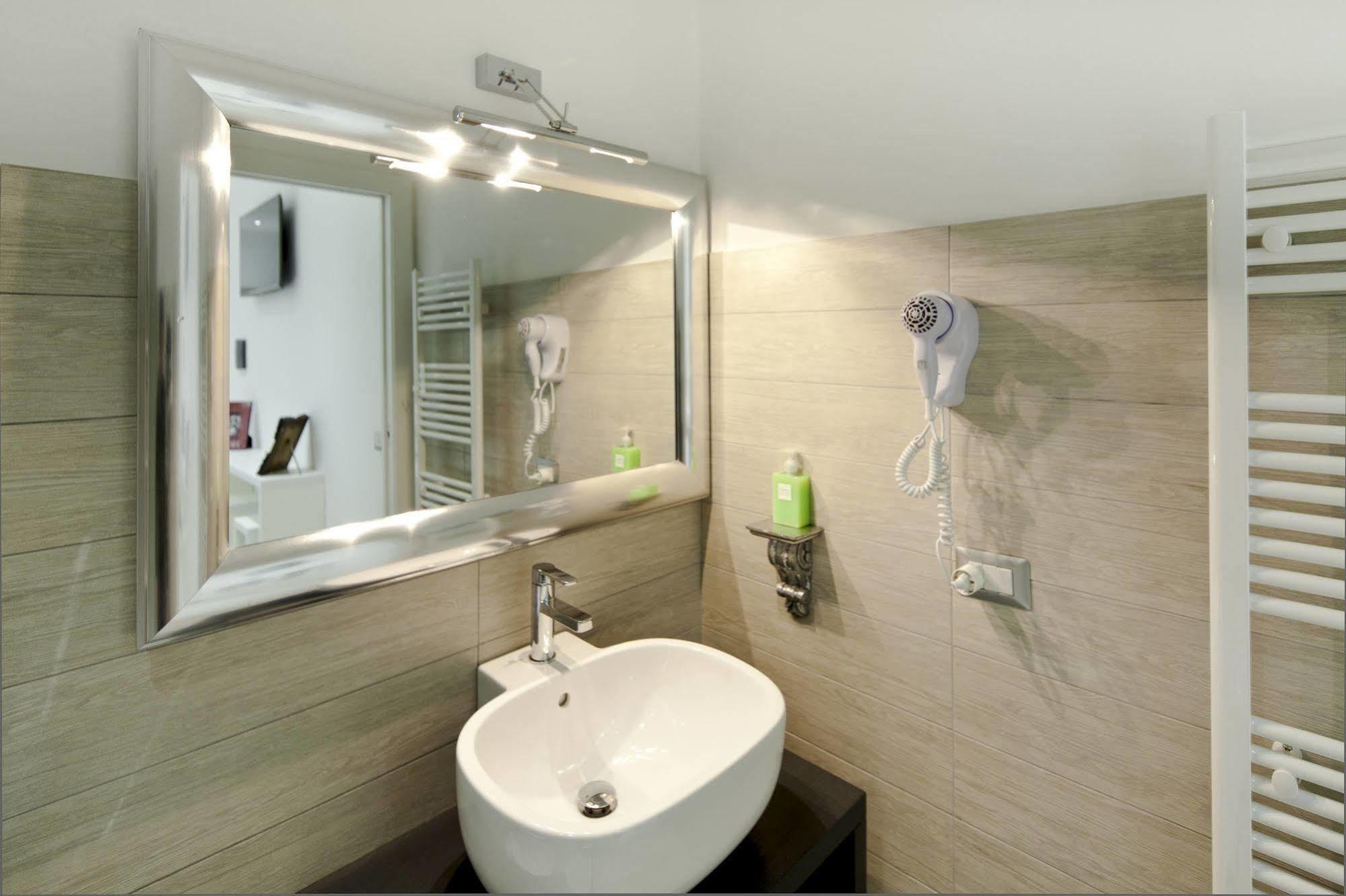Affittacamere Arosio Monza Ngoại thất bức ảnh